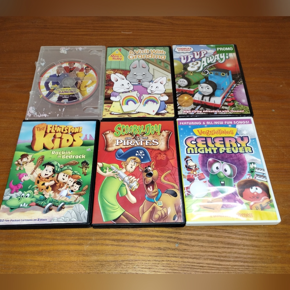Lot Of 6 Kids DVDs Including The Flintstones Kids DVD Rockin in Bedrock 2 Disc